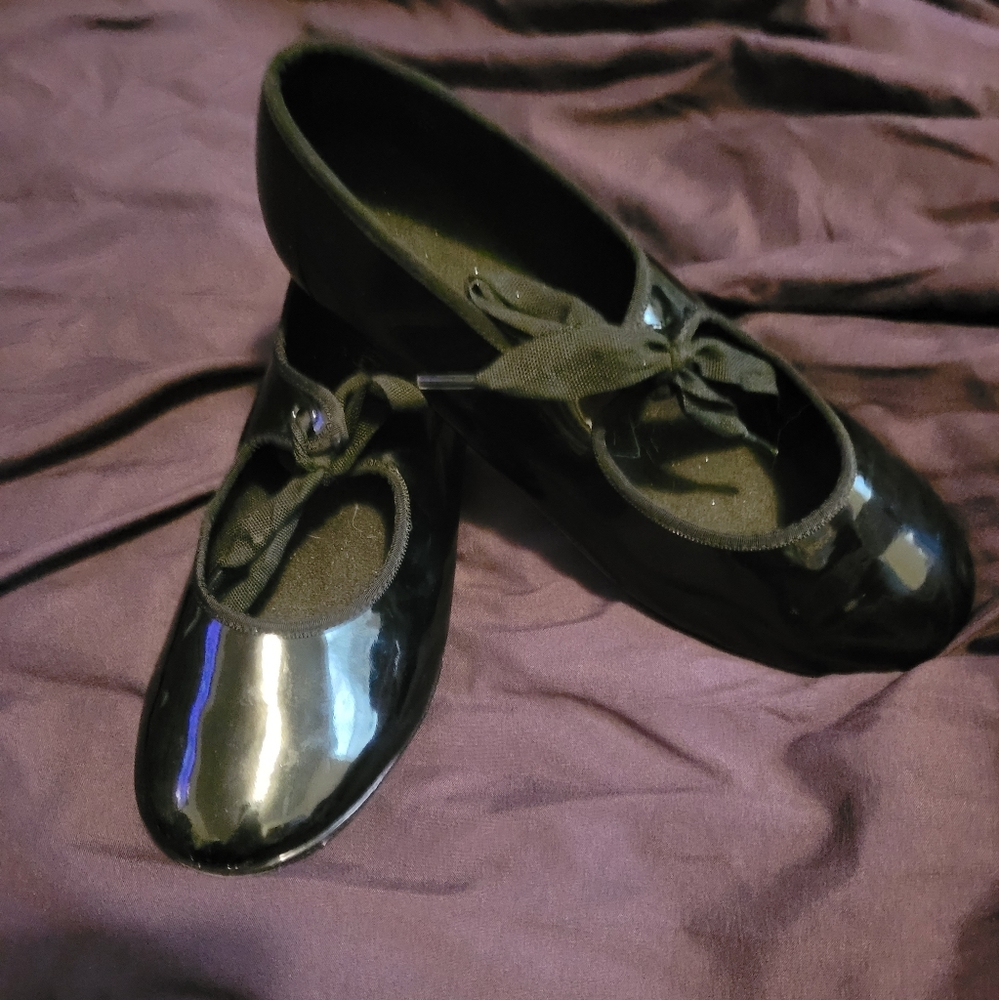 Tap shoes Size 3